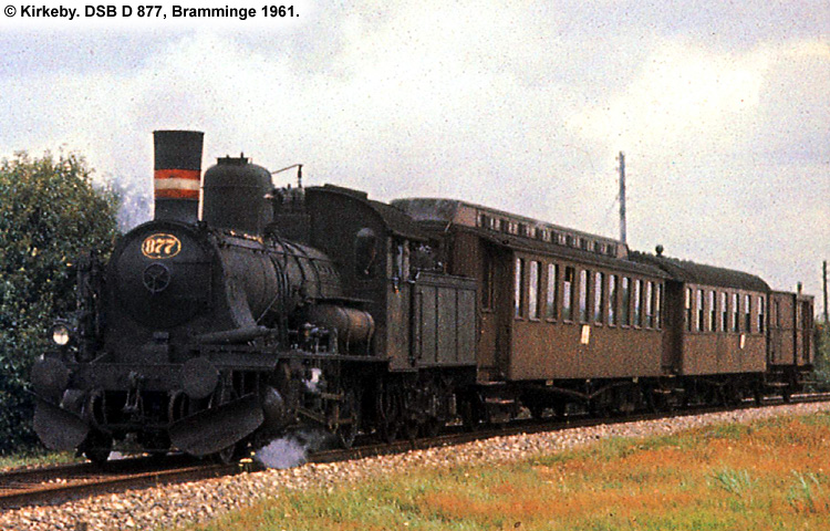 DSB D877