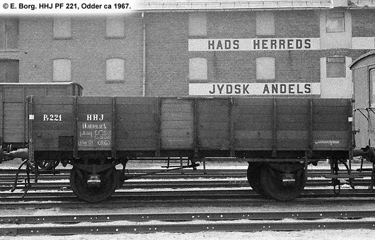 HHJ PF 221 HHJ PF 221