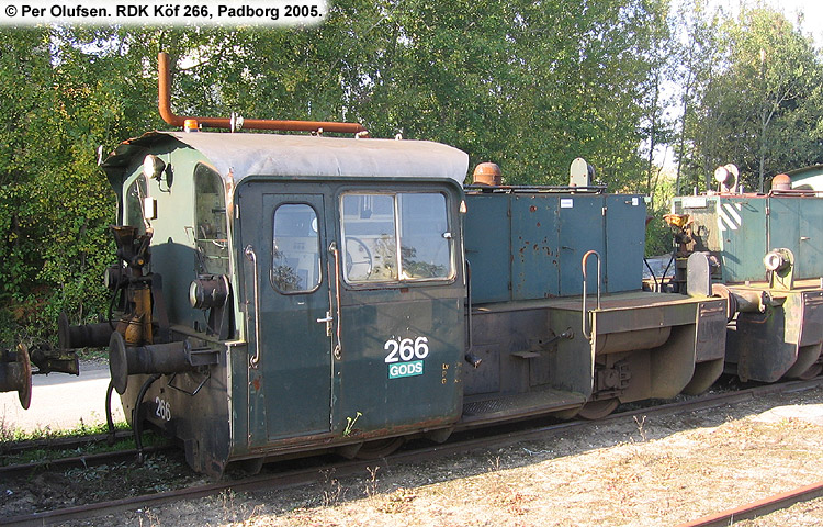 RDK Traktor 266