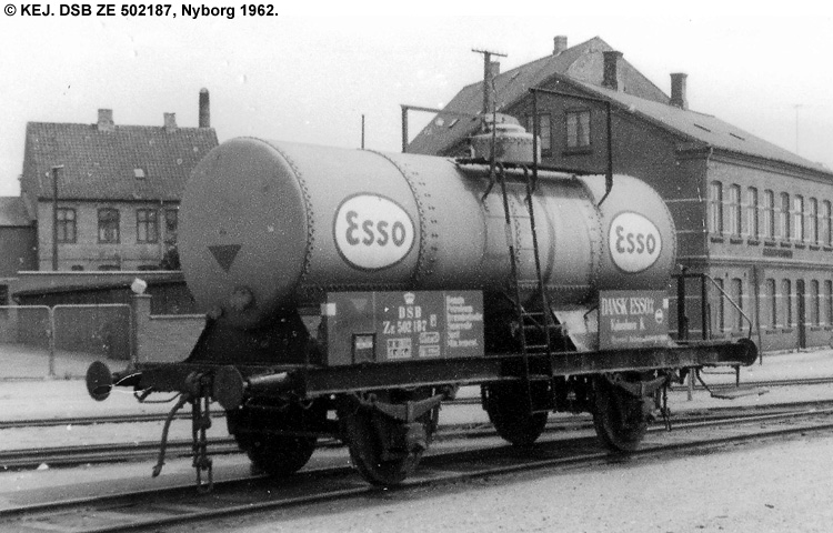 Dansk Esso A/S - DSB ZE 502187