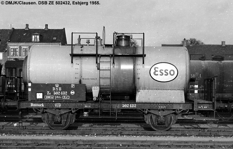 Dansk Esso A/S - DSB ZE 502432