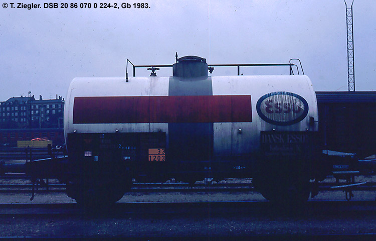 Dansk Esso A/S - DSB 20 86 070 0 224-2