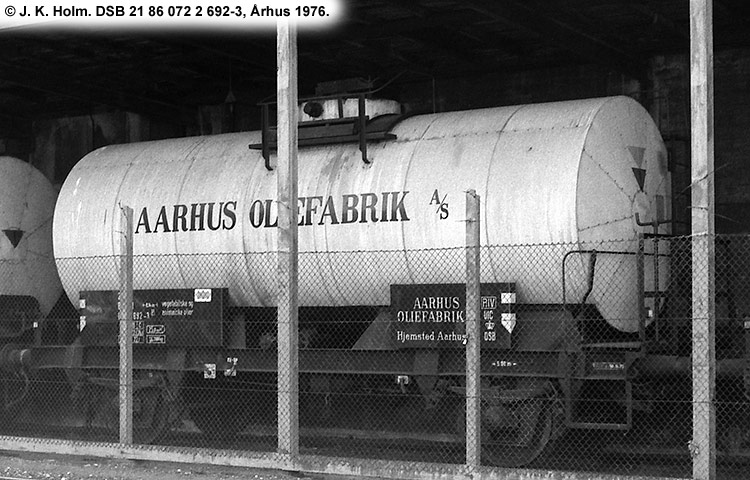 Århus Oliefabrik A/S - DSB 21 86 072 2 692-3 Århus Oliefabrik A/S - DSB 21 86 072 2 692-3