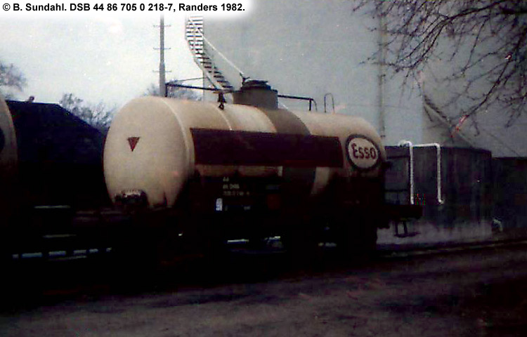 Dansk Esso A/S - DSB 44 86 705 0 218-7