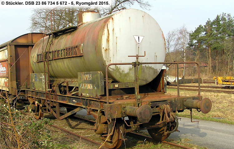 Århus Oliefabrik A/S - DSB 23 86 734 5 672-5