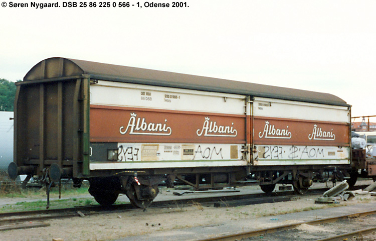 Albani Bryggerierne A/S - DSB 25 86 225 0 566-1