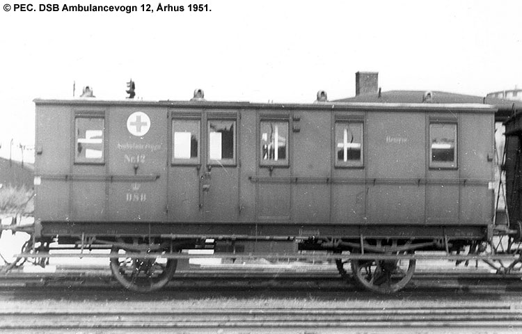 DSB Ambulancevogn nr. 12