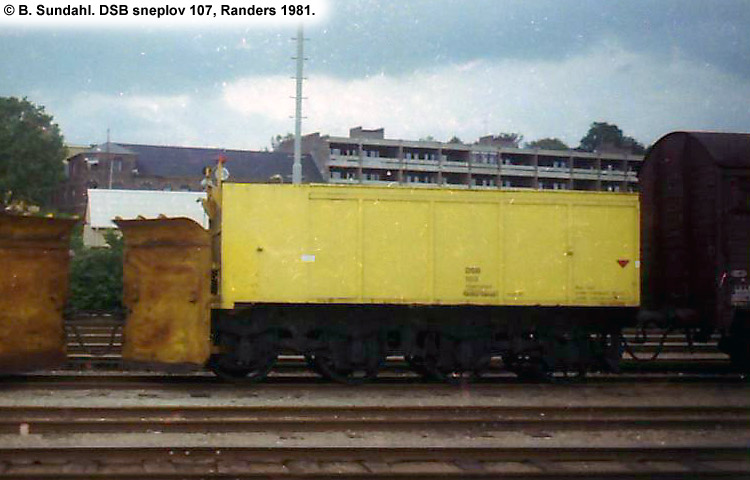 DSB Specialvogn 107<br>Sneplov DSB Specialvogn 107<br>Sneplov