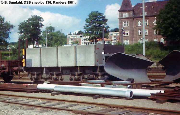 DSB Specialvogn 130<br>Sneplov DSB Specialvogn 130<br>Sneplov