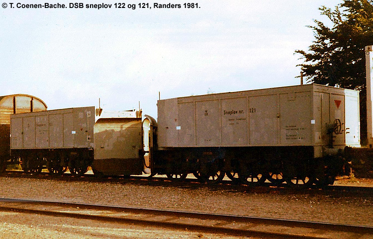DSB Specialvogn 122<br>Sneplov DSB Specialvogn 122<br>Sneplov