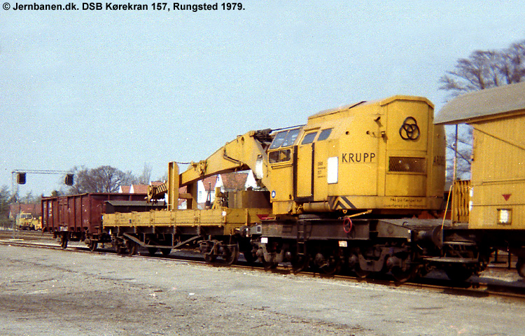 DSB Specialvogn 157<br>Skinneudlægningskran DSB Specialvogn 157<br>Skinneudlægningskran
