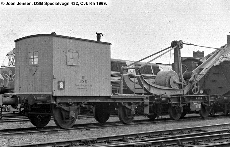 DSB Specialvogn 432<br>Løbevogn for kørekran 142 DSB Specialvogn 432<br>Løbevogn for kørekran 142