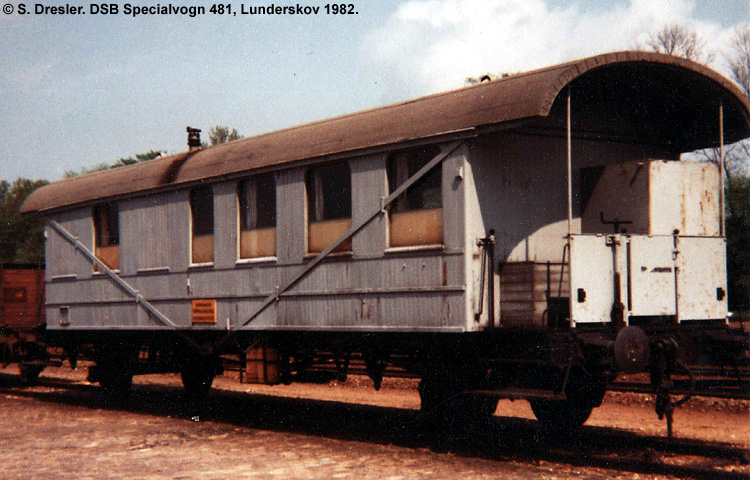 DSB Specialvogn 481<br>Værkstedsvogn for sporrettemaskine DSB Specialvogn 481<br>Værkstedsvogn for sporrettemaskine