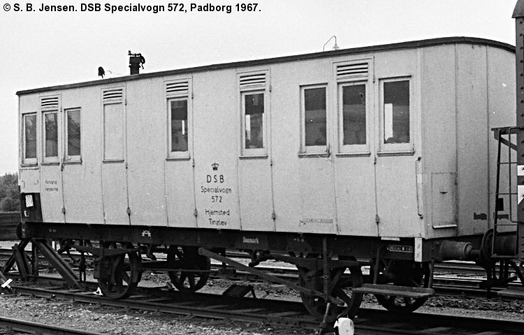 DSB Specialvogn 572<br>Værkstedsvogn for Signaltjenesten DSB Specialvogn 572<br>Værkstedsvogn for Signaltjenesten