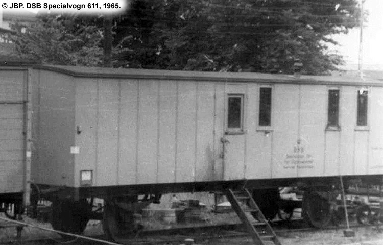 DSB Specialvogn 611<br>Værkstedsvogn for Signalvæsen DSB Specialvogn 611<br>Værkstedsvogn for Signalvæsen