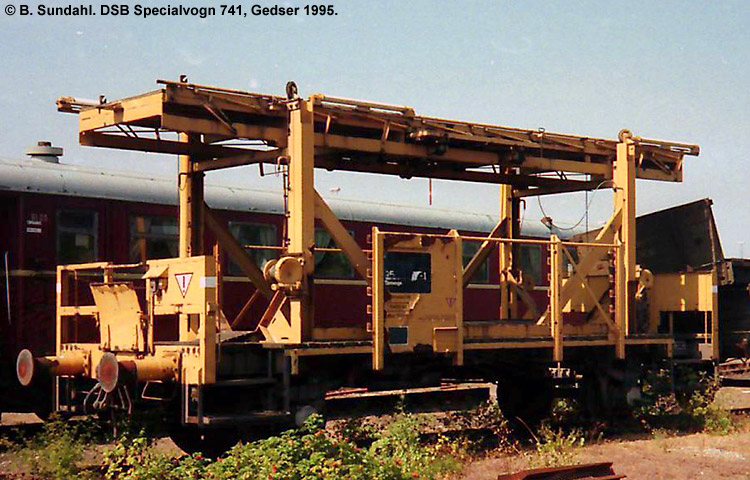 DSB Specialvogn 741<br>Tårnvogn til brug for køreledningstilsynet