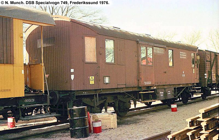 DSB Specialvogn 749<br>Sporværktøjsdepot DSB Specialvogn 749<br>Sporværktøjsdepot