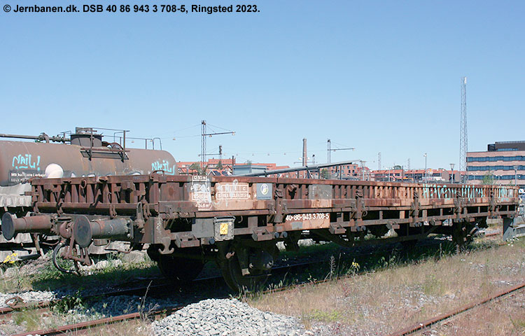 DSB Tjenestevogn 40 86 943 3 708-5 DSB Tjenestevogn 40 86 943 3 708-5