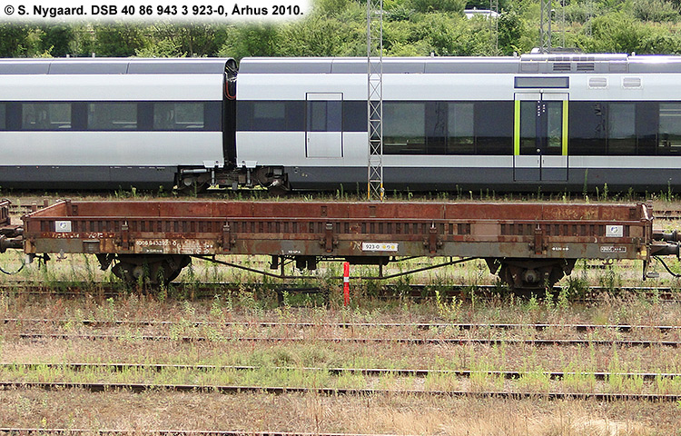 DSB Tjenestevogn 40 86 943 3 923-0 DSB Tjenestevogn 40 86 943 3 923-0