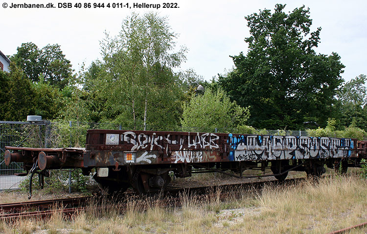 DSB Tjenestevogn 40 86 944 4 011-1 DSB Tjenestevogn 40 86 944 4 011-1