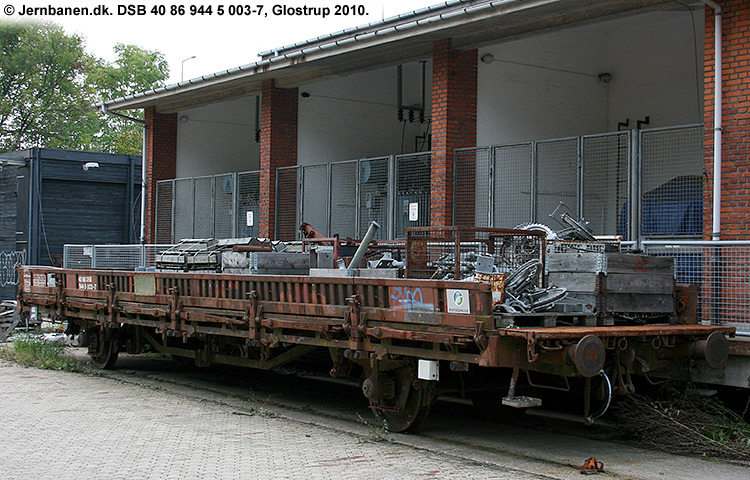 DSB Tjenestevogn 40 86 944 5 003-7 DSB Tjenestevogn 40 86 944 5 003-7