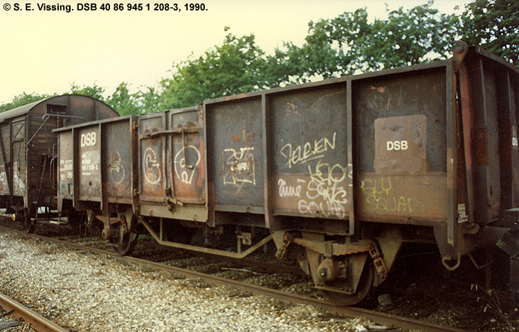 DSB Tjenestevogn 40 86 945 1 208-3