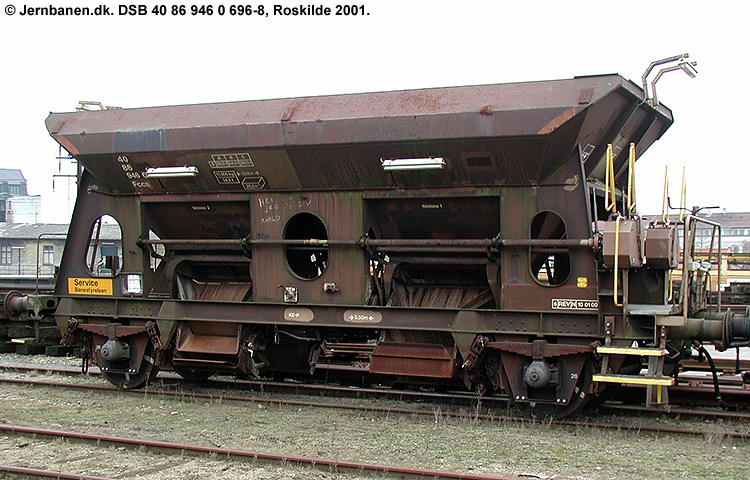 DSB Tjenestevogn 30 86 946 0 696-0 DSB Tjenestevogn 30 86 946 0 696-0