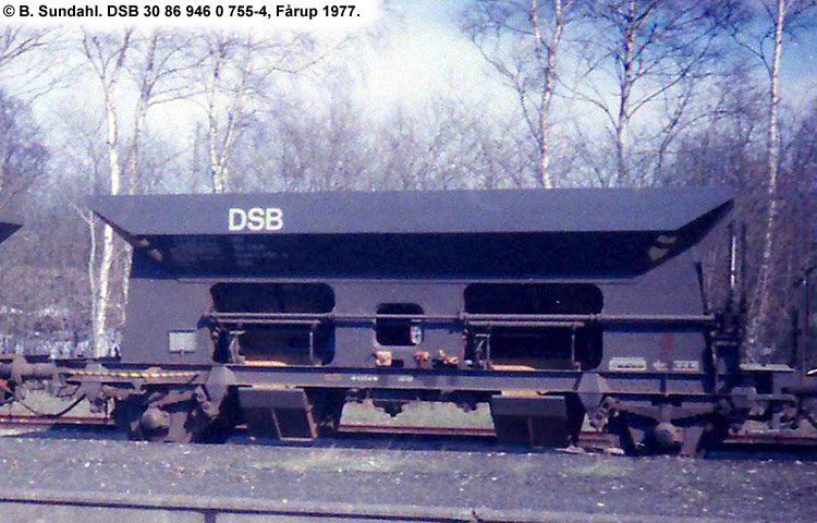 DSB Tjenestevogn 30 86 946 0 755-4 DSB Tjenestevogn 30 86 946 0 755-4