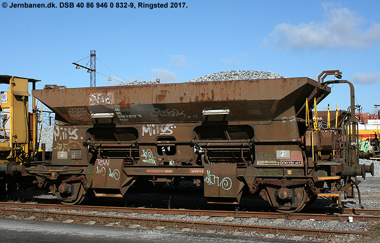 DSB Tjenestevogn 30 86 946 0 832-1 DSB Tjenestevogn 30 86 946 0 832-1
