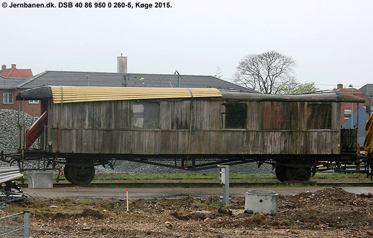 DSB Tjenestevogn 40 86 950 0 260-5 DSB Tjenestevogn 40 86 950 0 260-5