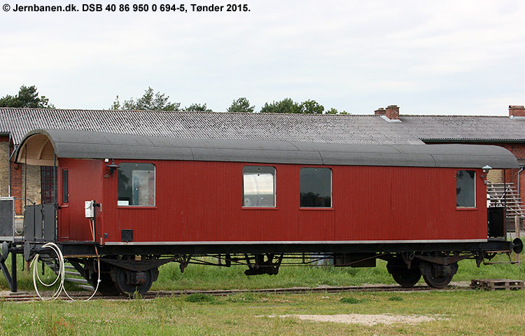 DSB Tjenestevogn 40 86 950 0 694-5 DSB Tjenestevogn 40 86 950 0 694-5