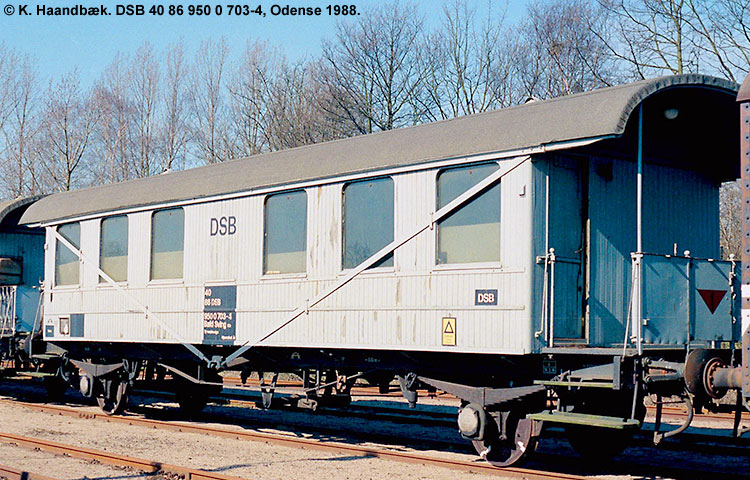 DSB Tjenestevogn 40 86 950 0 703-4 DSB Tjenestevogn 40 86 950 0 703-4