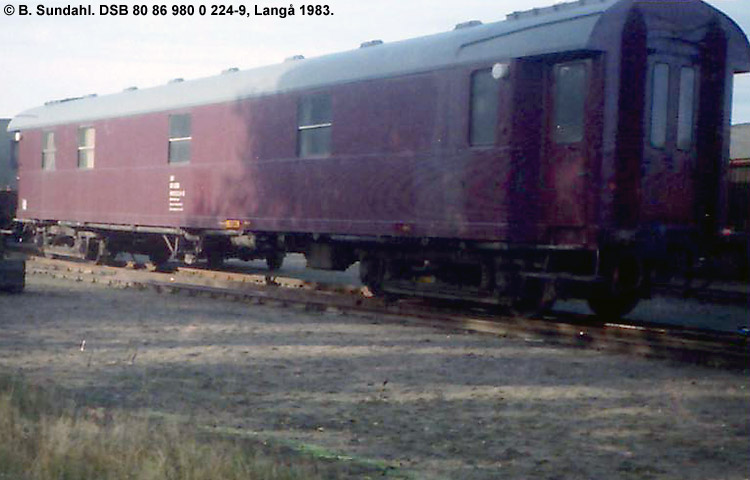 DSB Tjenestevogn 80 86 980 0 224-9 DSB Tjenestevogn 80 86 980 0 224-9