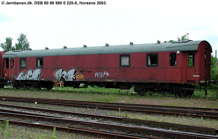 DSB Tjenestevogn 80 86 980 0 225-6 DSB Tjenestevogn 80 86 980 0 225-6