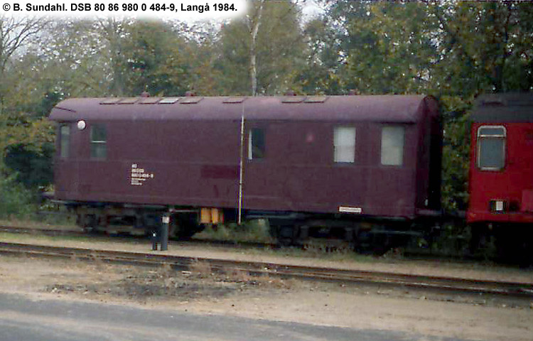 DSB Tjenestevogn 80 86 980 0 484-9 DSB Tjenestevogn 80 86 980 0 484-9
