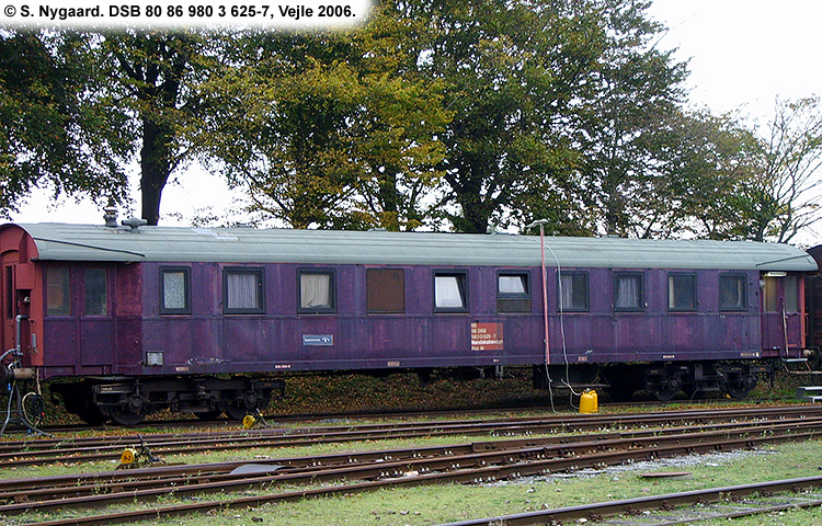 DSB Tjenestevogn 80 86 980 0 625-7 DSB Tjenestevogn 80 86 980 0 625-7