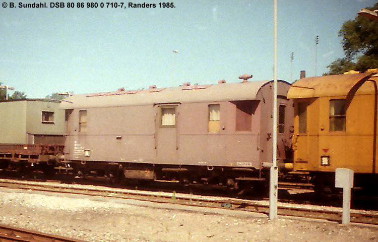 DSB Tjenestevogn 80 86 980 0 710-7 DSB Tjenestevogn 80 86 980 0 710-7