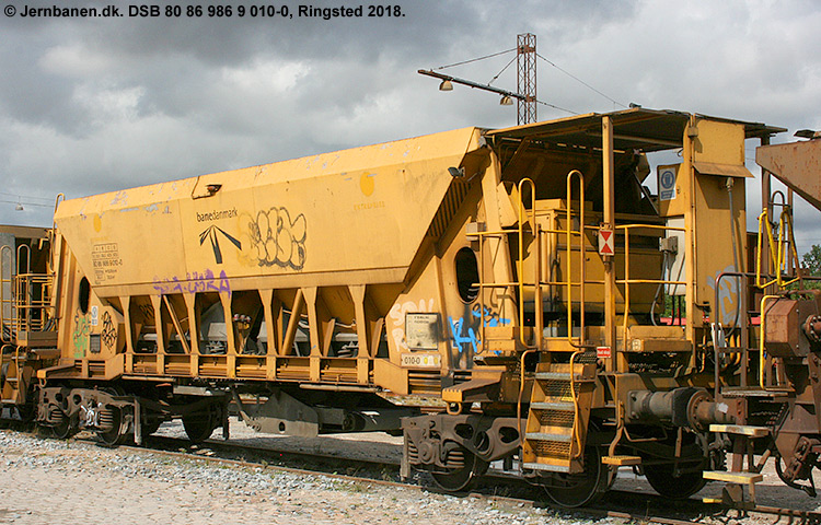 DSB Tjenestevogn 80 86 986 9 010-0 DSB Tjenestevogn 80 86 986 9 010-0