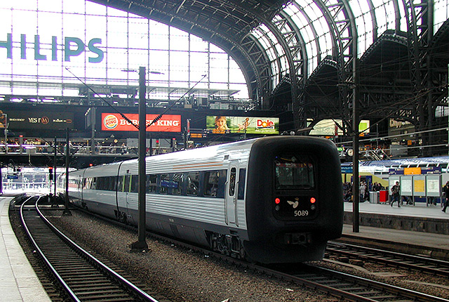 DSB MFA 5089 på Hamburg Hauptbahnhof