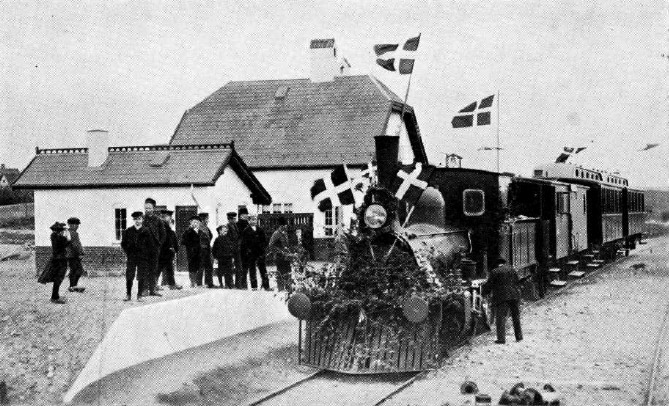 Åbningstoget på Asnæs station