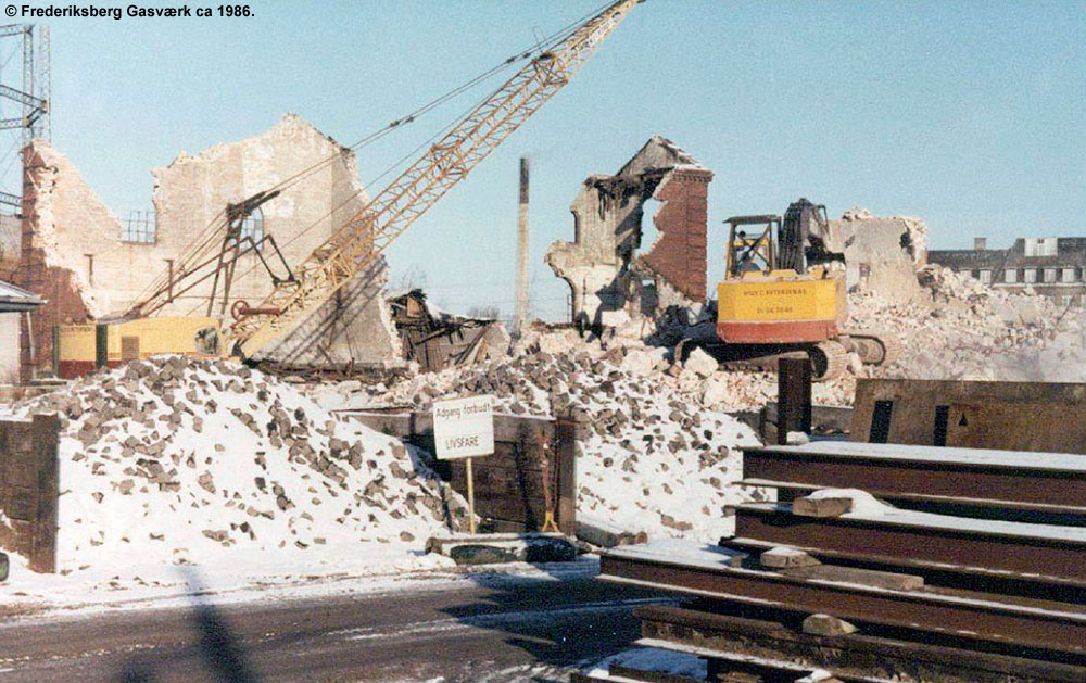 Nedrivning af Frederiksberg Gasværk ca 1986